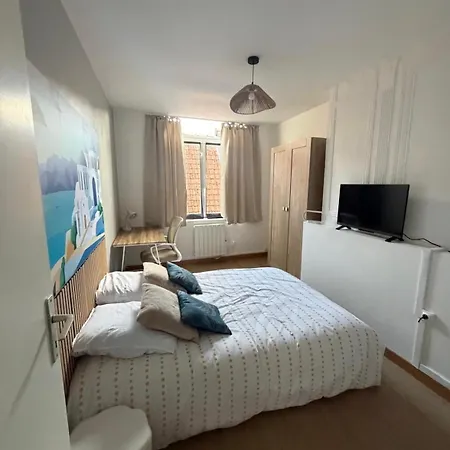 Santorini Center 3 Bedrooms * Gravelines
